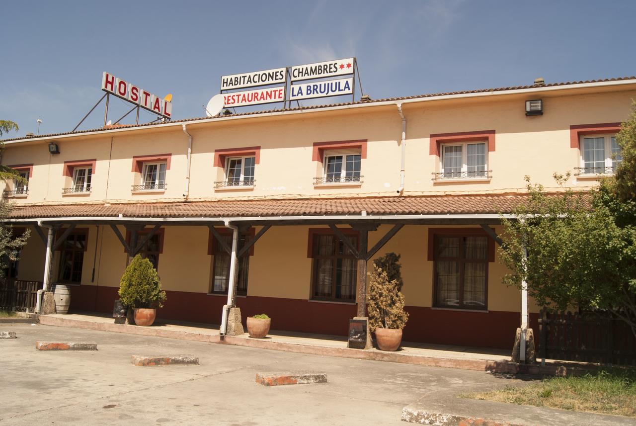 Hostal Hermanos Gutierrez Monasterio de Rodilla Exterior foto